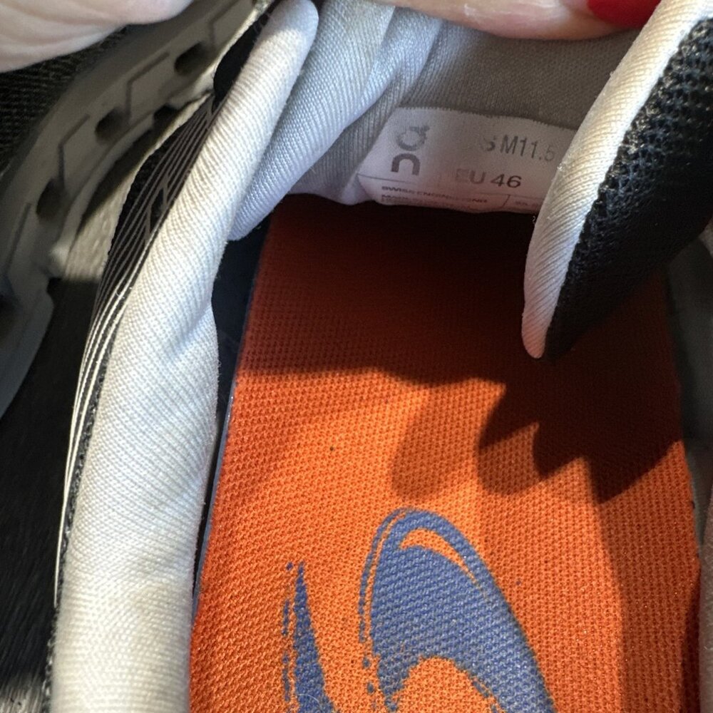 On Running CloudGo Men's Size 11.5 Running Athlet… - image 9